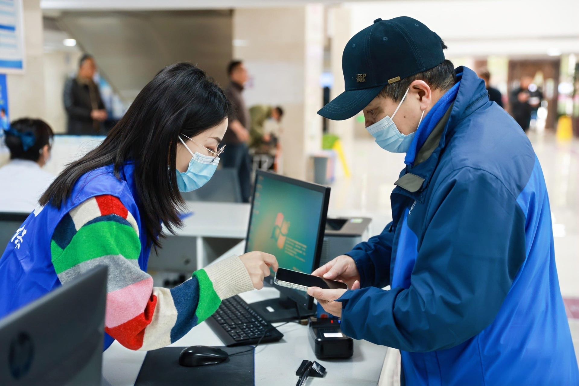 河南醫(yī)保碼上線五年，累計(jì)用戶突破1億大關(guān)，服務(wù)覆蓋本地與異地代繳費(fèi)